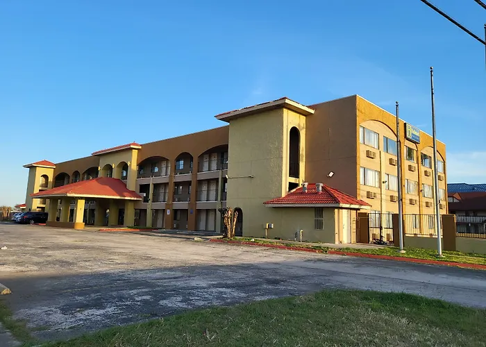 Hallmark Inn And Suites San Antonio